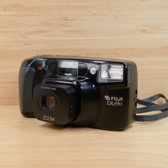 Fujifilm DL-190 Zoom 35mm Film Camera / Point & Shoot / Tested and Working - Picture 2 of 6